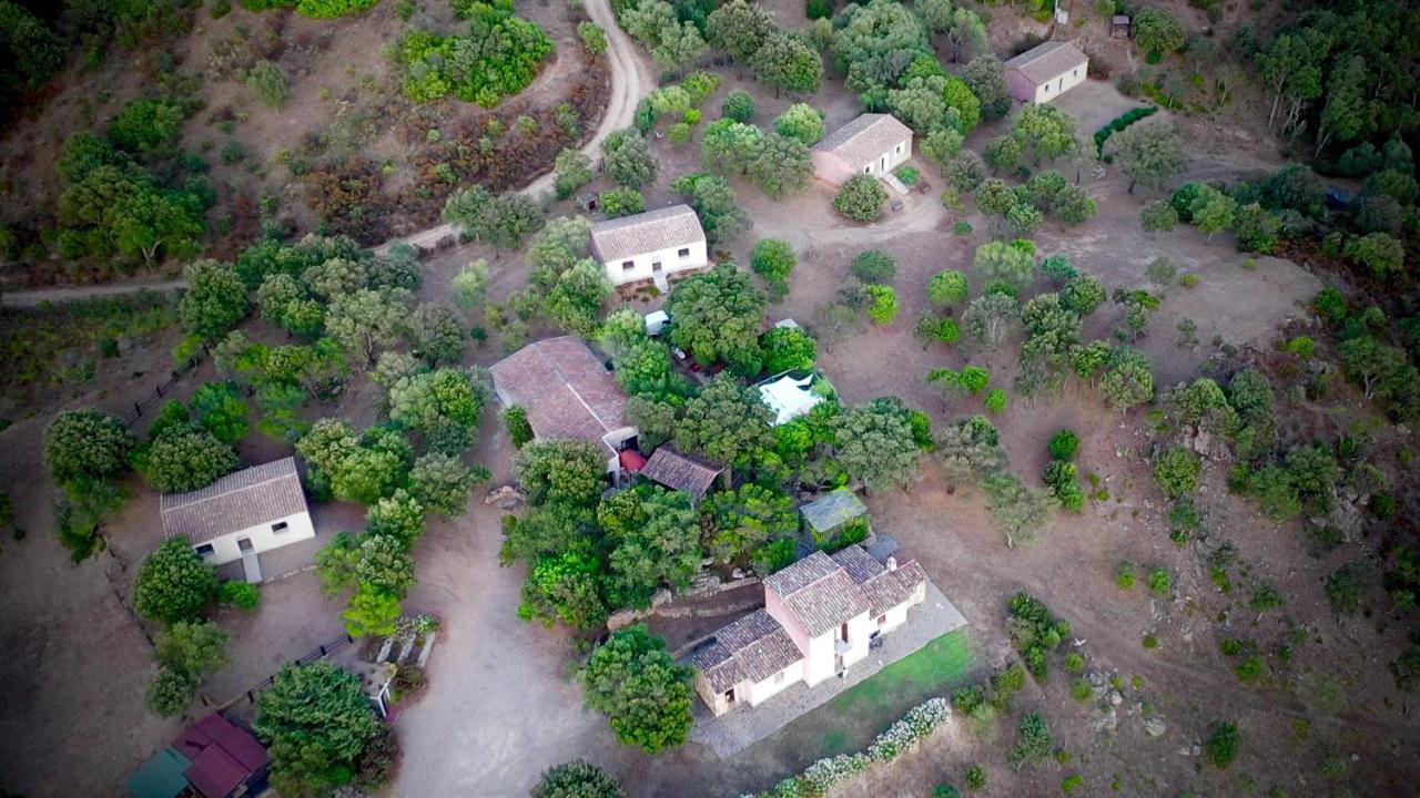 Li Paduleddi Country Guest House Olbia Exterior foto