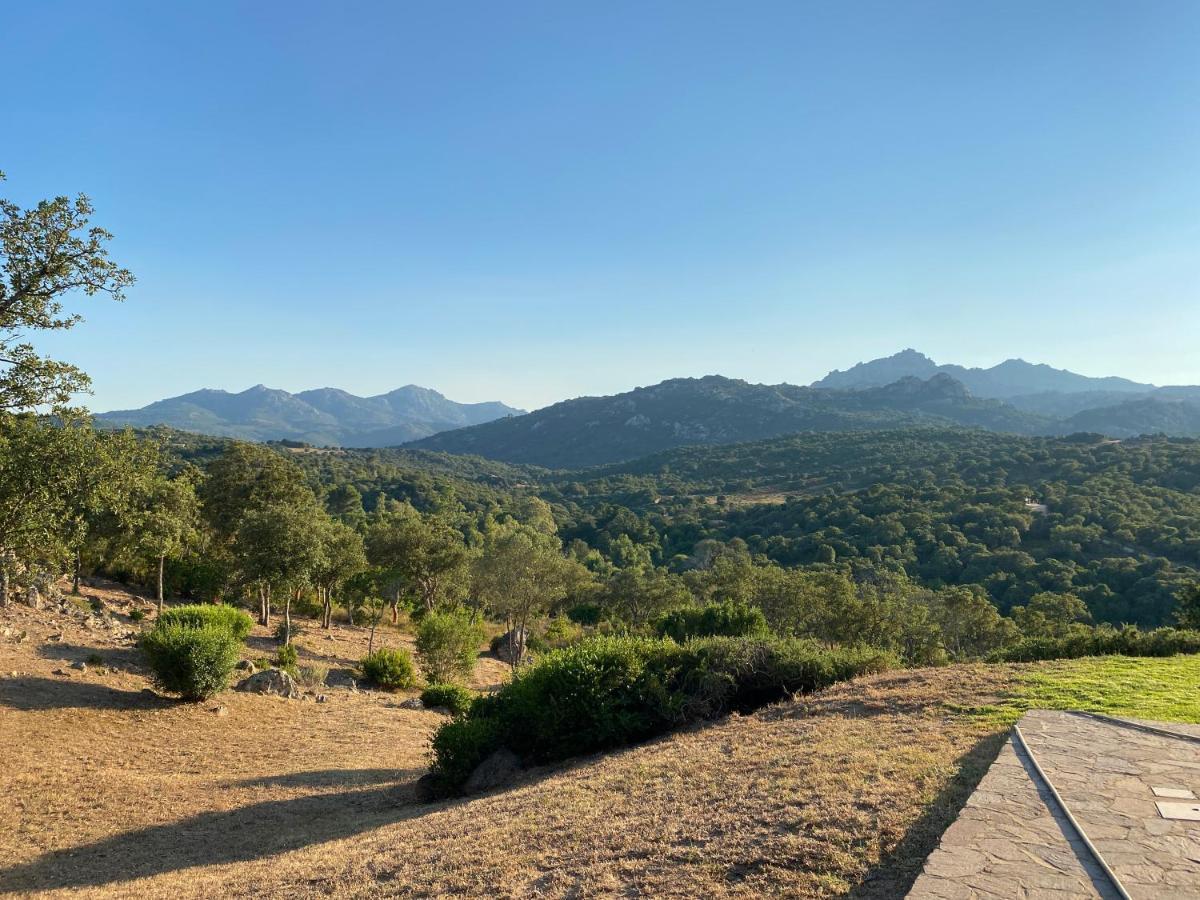 Li Paduleddi Country Guest House Olbia Exterior foto